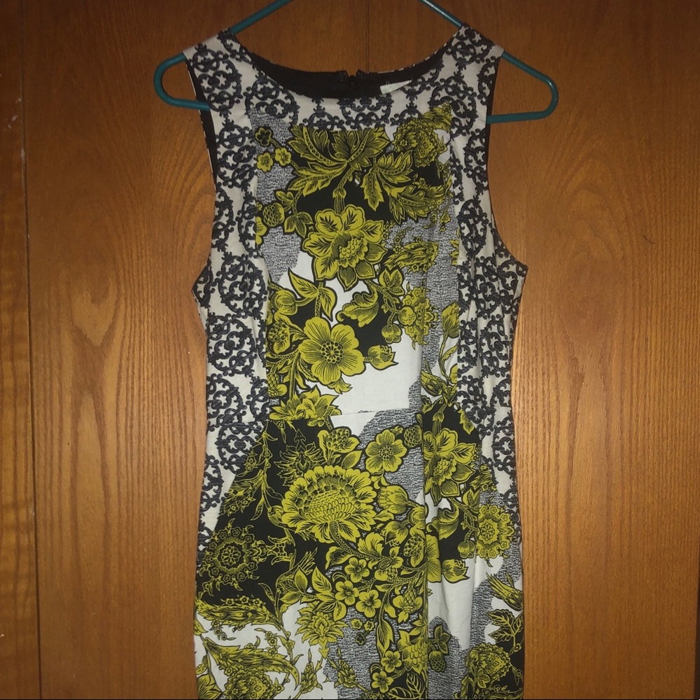 tailored knee length print dress